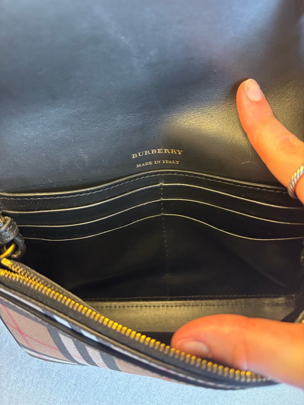 Burberry Hampshire Check Crossbody Bag - Picture 10 of 16